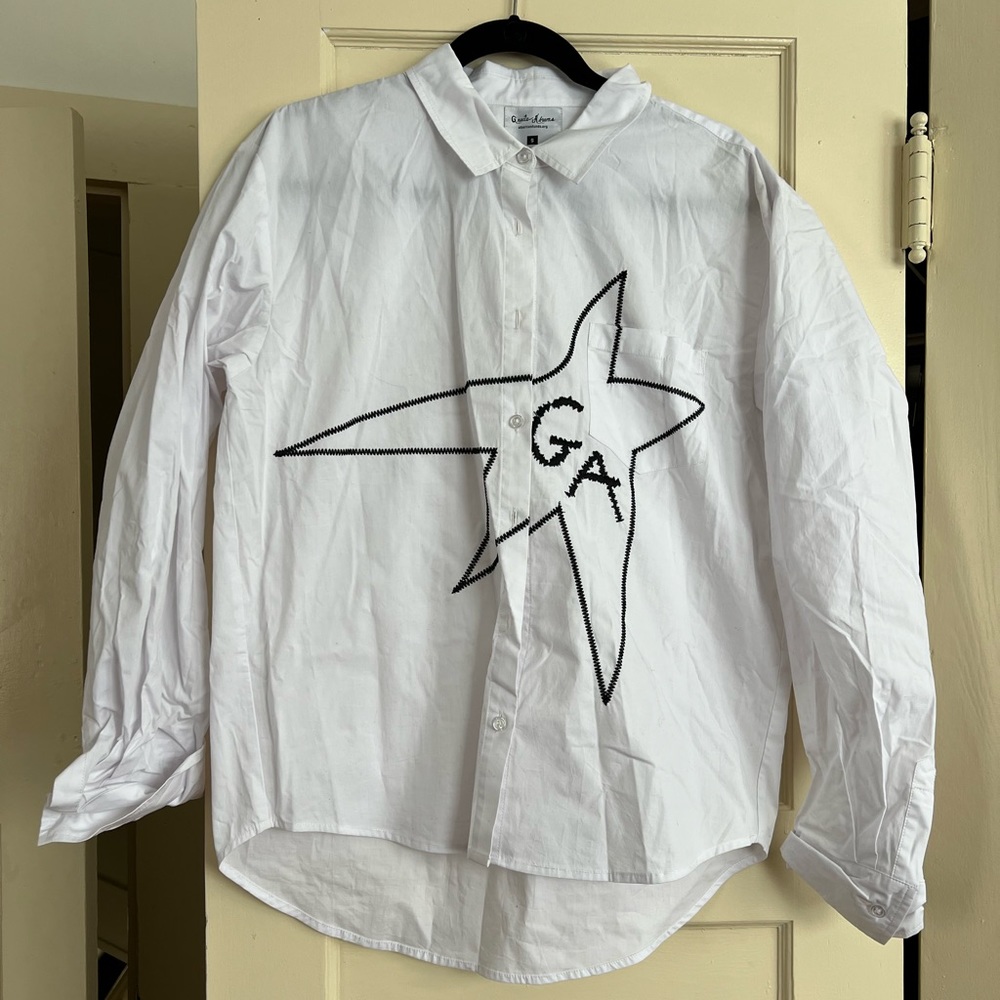 Gracie Abrams Button Up Top